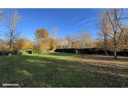 terrain 602 m² sadirac