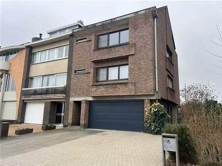 appartement avec jardin et garage