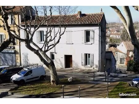 immeuble avec 2 apparts