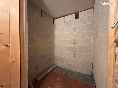 legendre/levis - stockage/cave