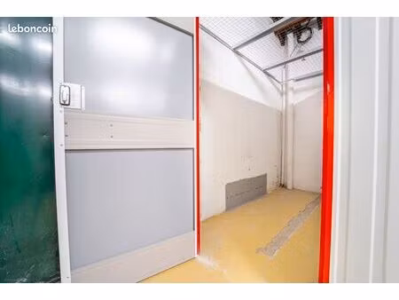 garage/box 6 m² paris