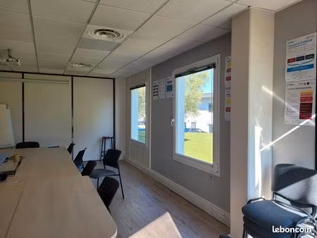 119m² + 5 parkings privatifs