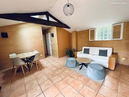 maison plain-pied avec jardin et piscine