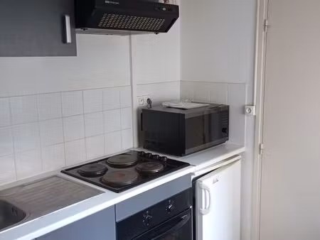 a louer t1 meublé au centre de la rochefoucauld