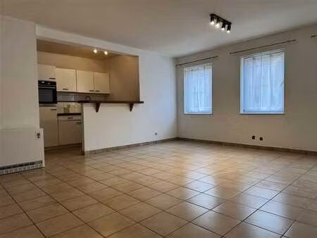 a 500m de la gare et des commerces - idéal investisseur