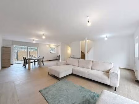 immo regard - une porte qui s'ouvre - 02 653 09 40