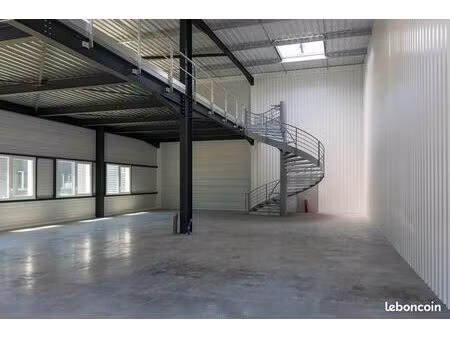 local d'activité neuf à partir de 144 m² jusqu'à 2600 m²