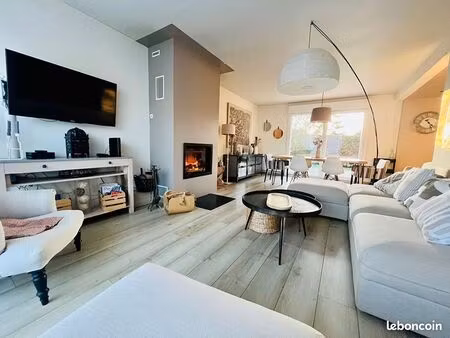 maison 6 pièces 107 m²