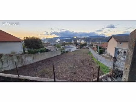 terrain 320m2