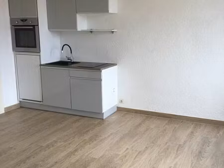 a vendre 2 pièces – 25 m² – centre-ville thonon-les-bains