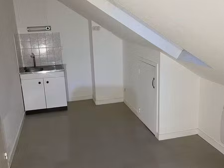 location t1 bis 24m2