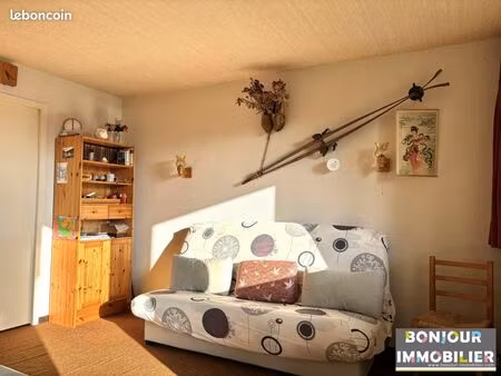 studio 1 pièce 20 m²