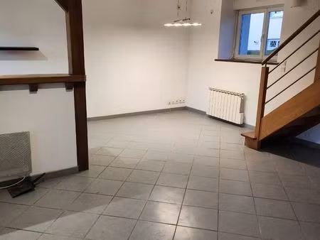 loue maison saint donan