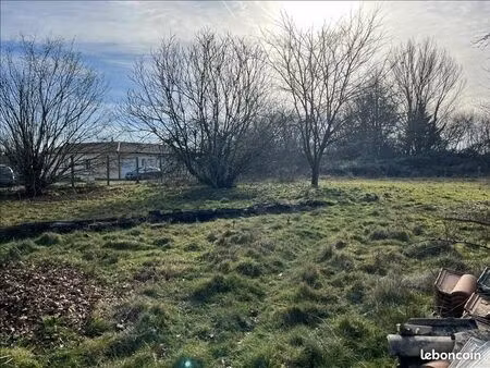 terrain 2 081 m² saint denis de pile