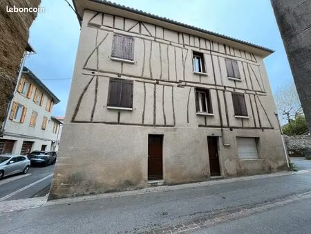 immeuble 200 m² maurs