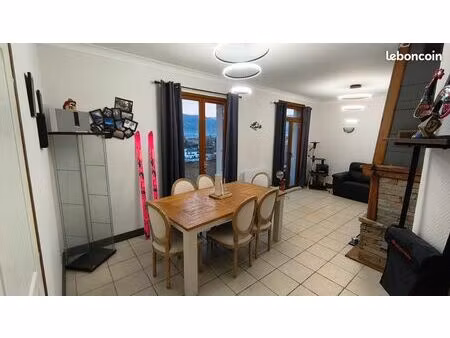 appartement 90m2 avec cheminée