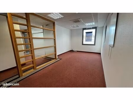 local commercial 70m2 ploufragan