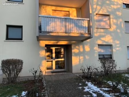 loue coquet f2 / 60m2 au rdc petite résidence pfastatt 68120