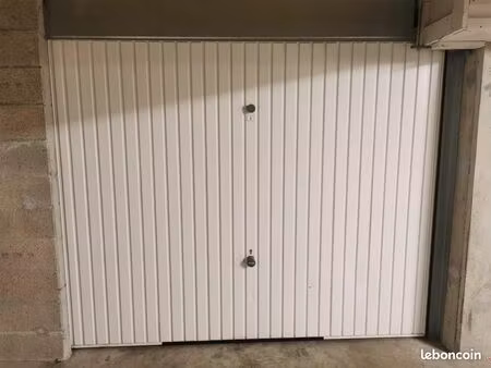 garage/box 20 m² saint jean de la ruelle
