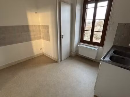 location appartement ancienne école