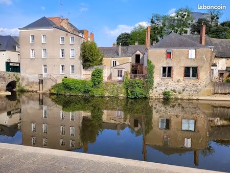 maison rénovée 110 m² avec cour – centre-ville de segré
