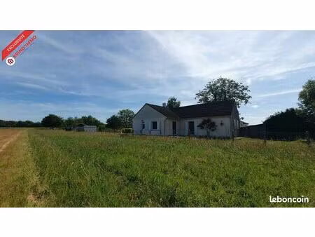 villa 4 pièces 95 m²