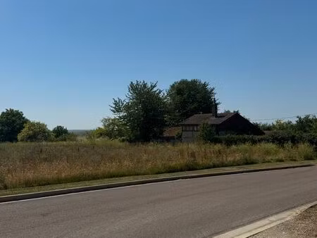 terrain à batir de 2000m²