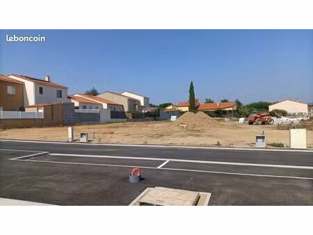 terrain 479 m² à bâtir 127 000