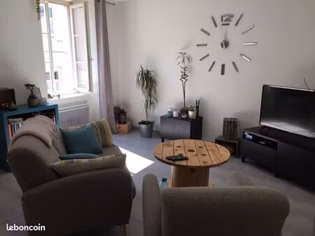 2 appartements + terrain constructible / idéal investisseur