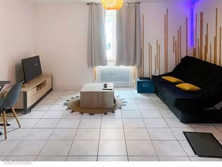 t2 37 m2 loué meublé