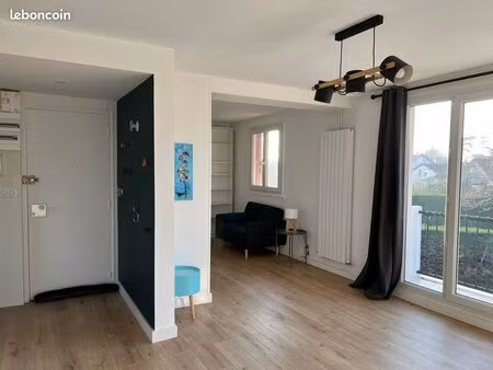 à vendre – appartement 3 pièces lumineux au calme  proche coulée verte