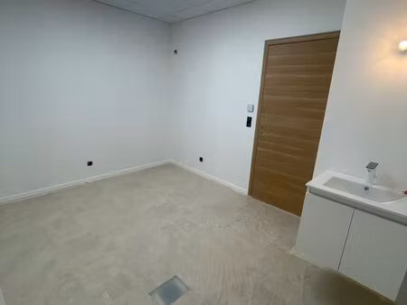 bureau à louer pour professionnelle de santé