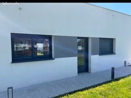 local commercial 23 m2