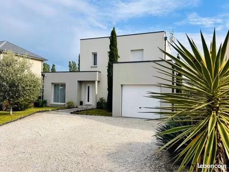 maison à vendre à semoy – 130 m² – 4 chambres – dpe c – jacuzzi – garage