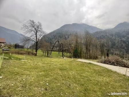 terrain 647 m² la balme-de-thuy