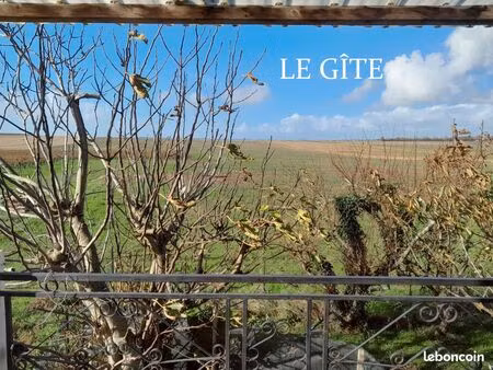 proche talmont / gite  2 ch  67 m2  parking  jardin  tout confort  wifi  tv 500 euros par 