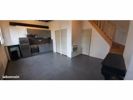 ensemble immobilier + local commercial dammarie