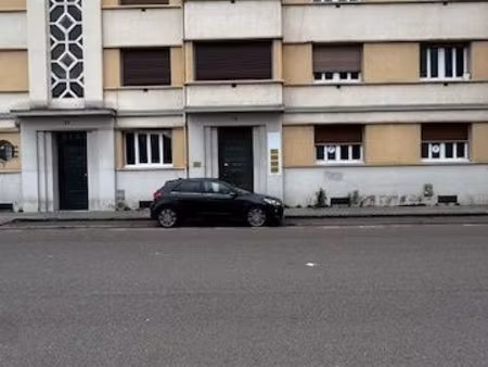 local commercial 140 m² dijon