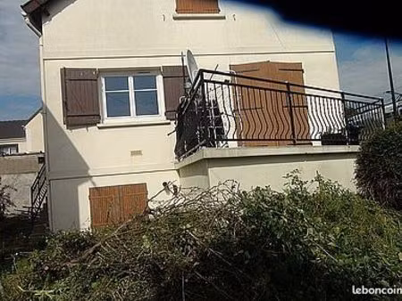 belle maison 5/6 pièces à stains