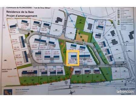 terrain viabilisé plomodiern 542m2