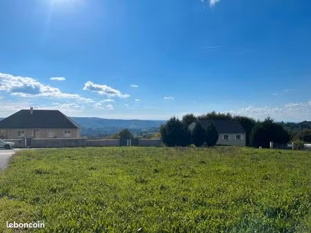 terrain 1 200 m² beynat