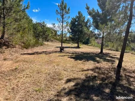 terrain 14 560 m² beynat