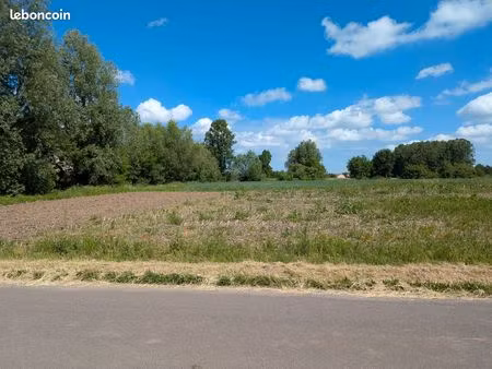 terrain constructible - ouroux sur saône