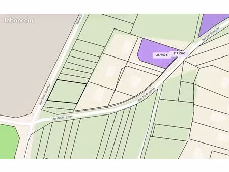 terrain boisé 800m² facilement viabilisable