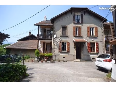 appartement 3 pièces 55 m²