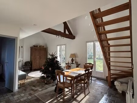 maison 6 pièces 146 m²