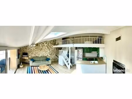 charmante maison de village – centre lambesc – petite terrasse