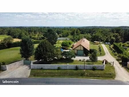 longère 6 pièces 200 m²