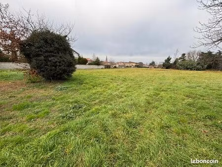 terrain montech proche centre ville - 535m²