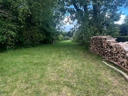 terain de loisirs 3200 m²